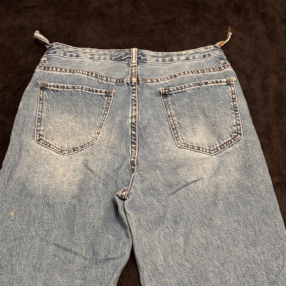 SONG Blue Boyfriend Jeans with Distressed Details - Picture 6 of 8